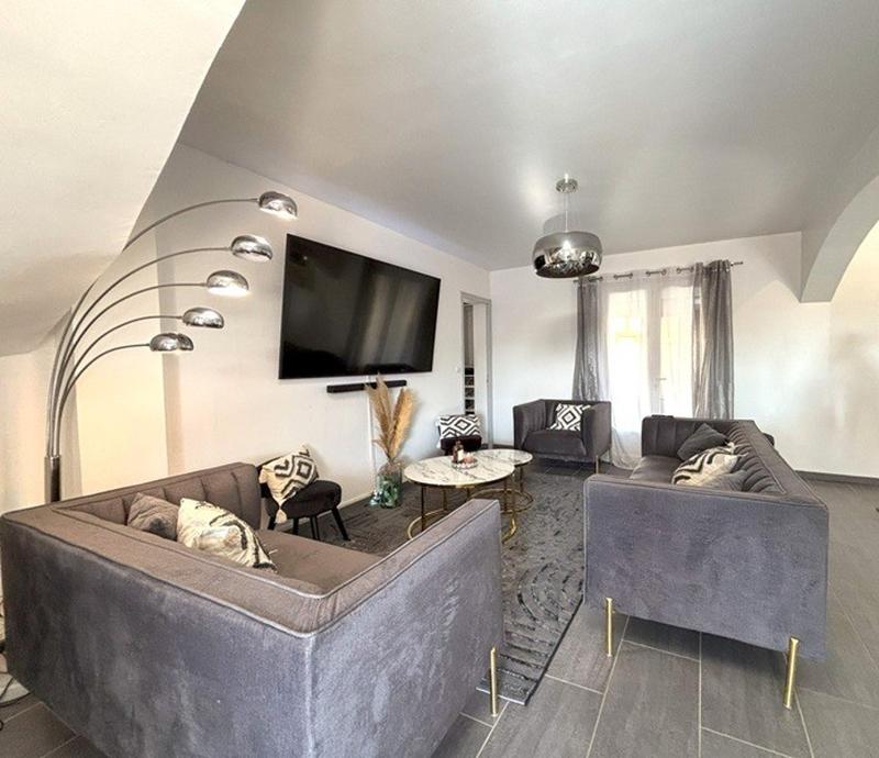 Maison - 114 m² - 5 pièces