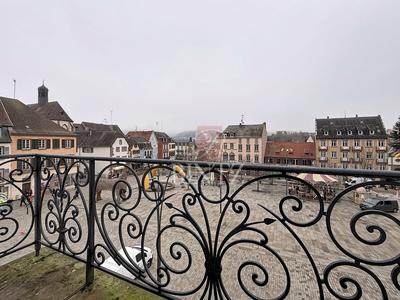 Appartement - 99 m² - 3 pièces