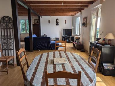 Maison - 106 m² - 4 pièces