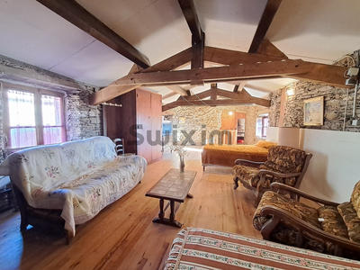 Maison de village - 170 m² - 8 pièces