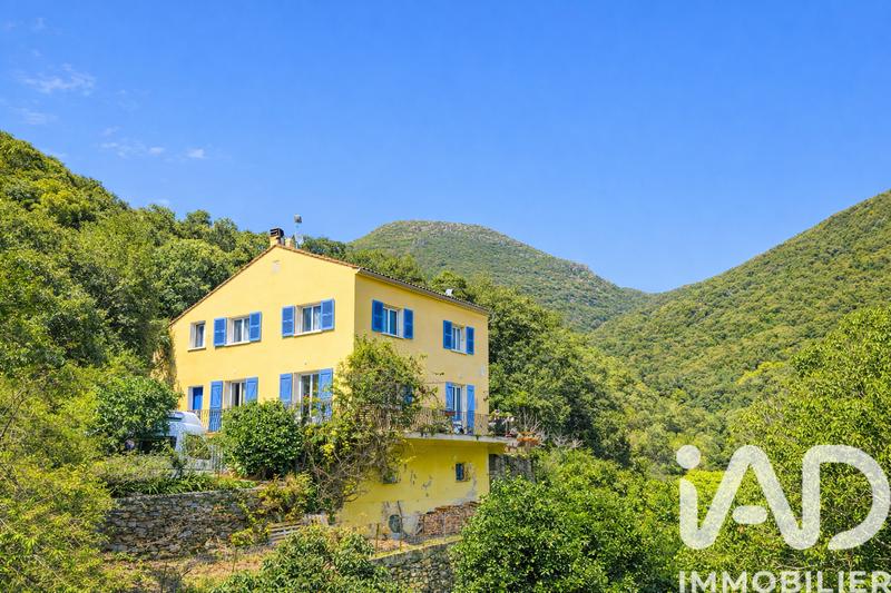 Appartement - 173 m² - 7 pièces