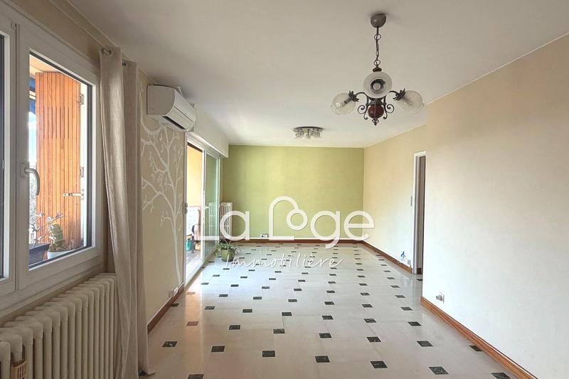 Appartement - 72 m² - 3 pièces