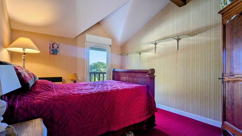 Maison - 163 m² - 5 pièces