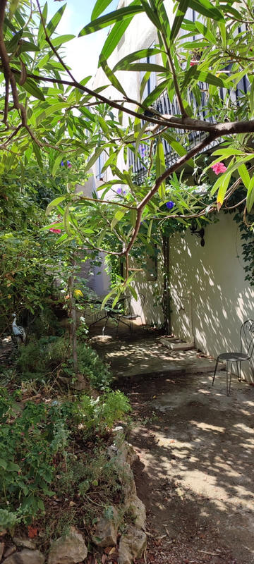 Propriété - 300 m² - 9 pièces