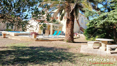 Maison - 177 m² - 7 pièces