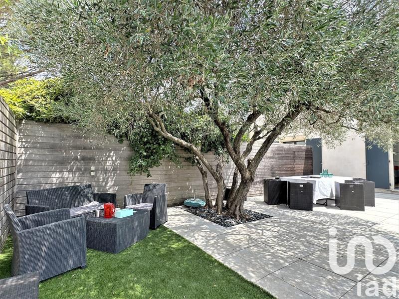 Maison - 280 m² - 8 pièces