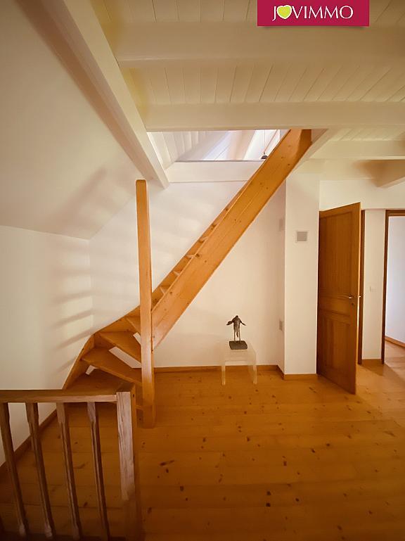 Maison - 295 m² - 8 pièces