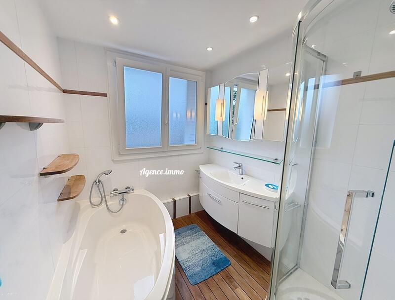 Appartement - 98 m² - 4 pièces