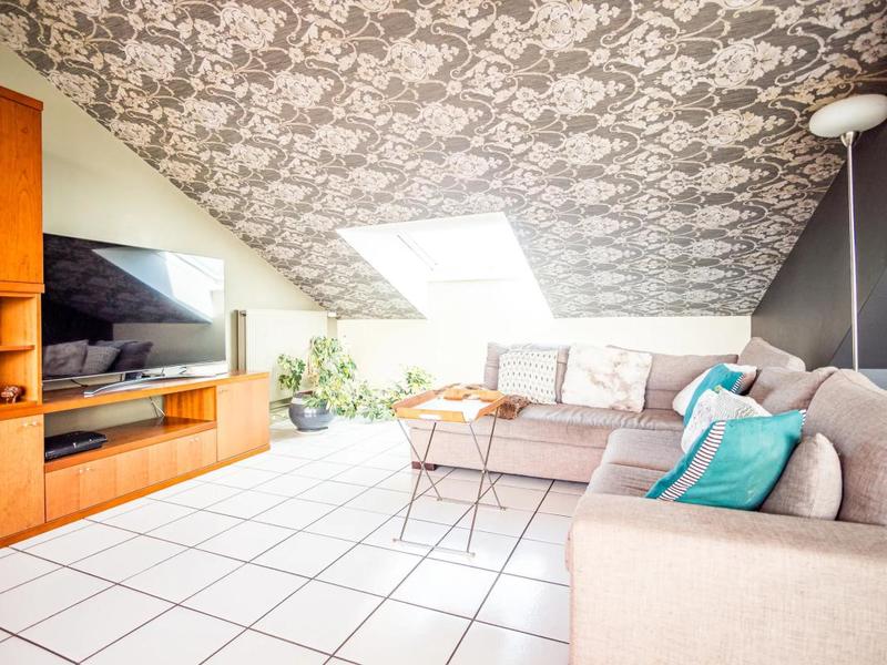 Appartement - 218 m² - 6 pièces