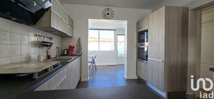 Maison - 96 m² - 6 pièces