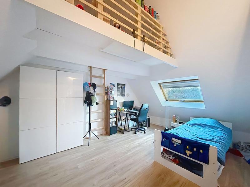 Maison - 150 m² - 7 pièces