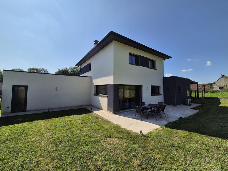 Maison - 145 m² - 6 pièces