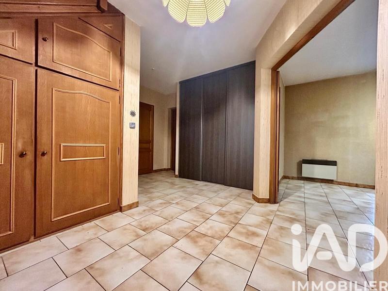 Maison - 186 m² - 7 pièces