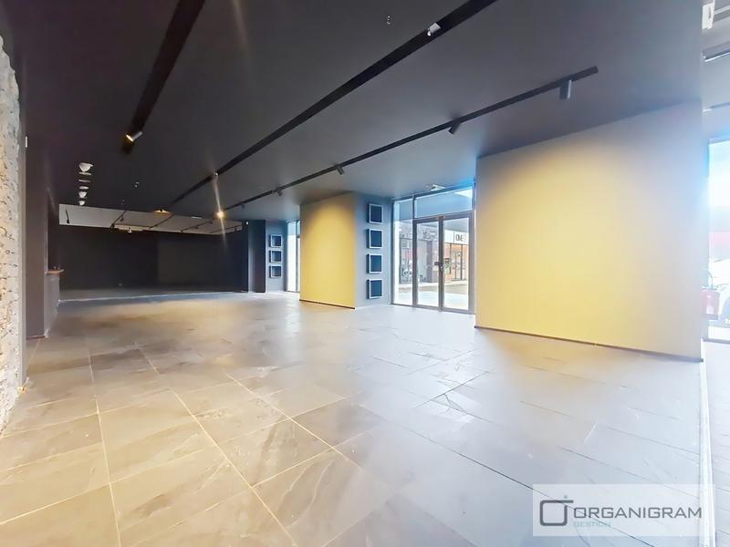 Local commercial - 438 m²