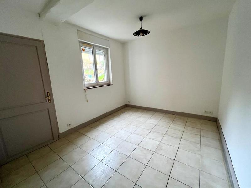 Immeuble - 145 m² - 9 pièces