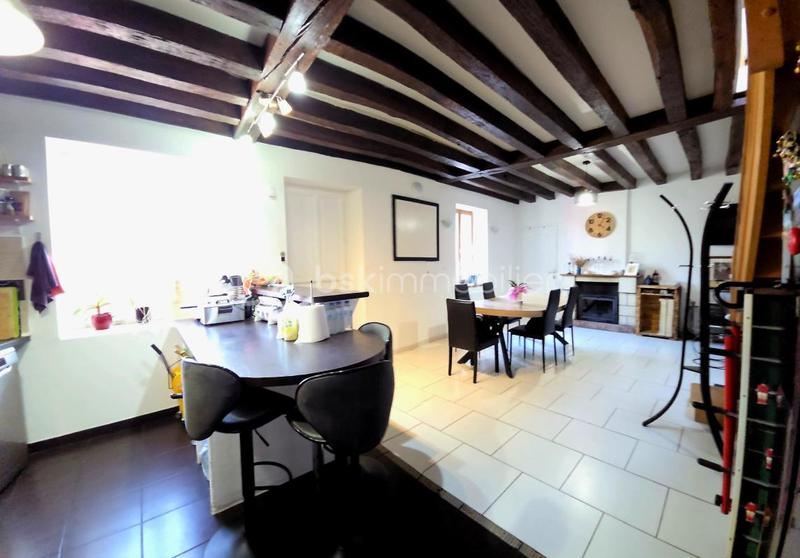 Maison - 158 m² - 6 pièces