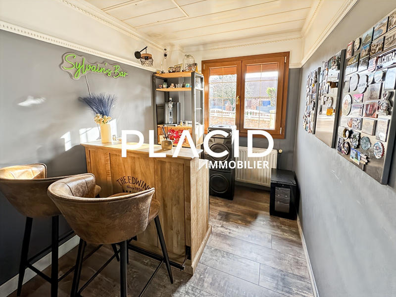 Maison - 121 m² - 5 pièces