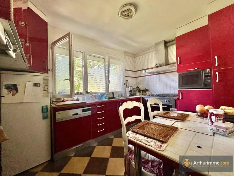 Maison - 177 m² - 8 pièces