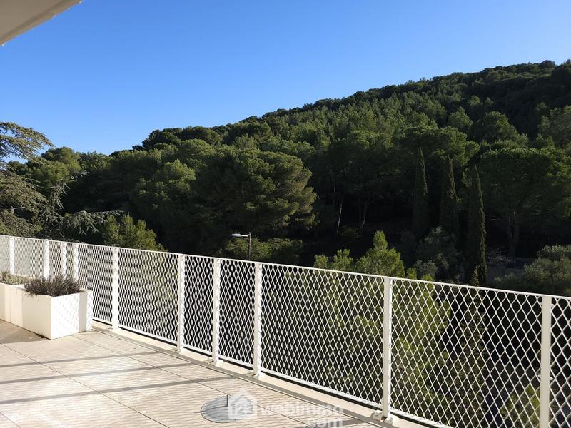 Appartement - 140 m² - 5 pièces