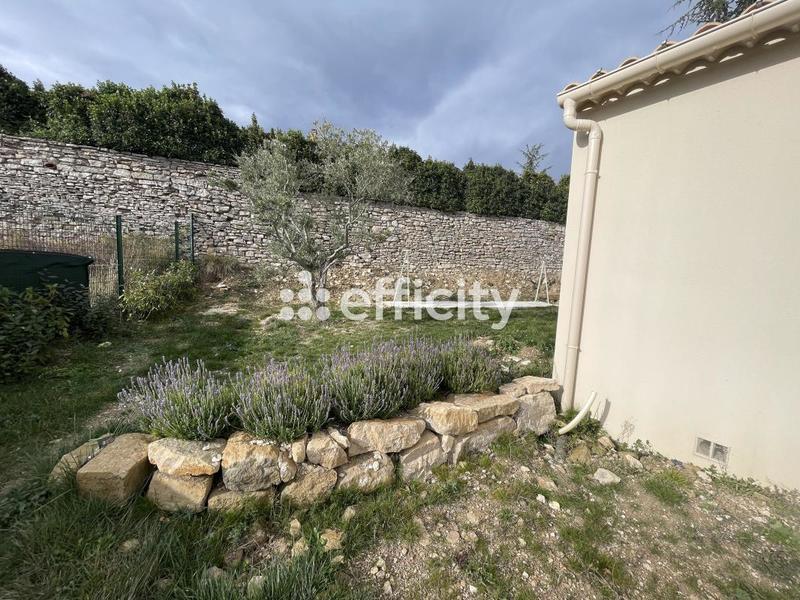 Villa - 90 m² - 4 pièces