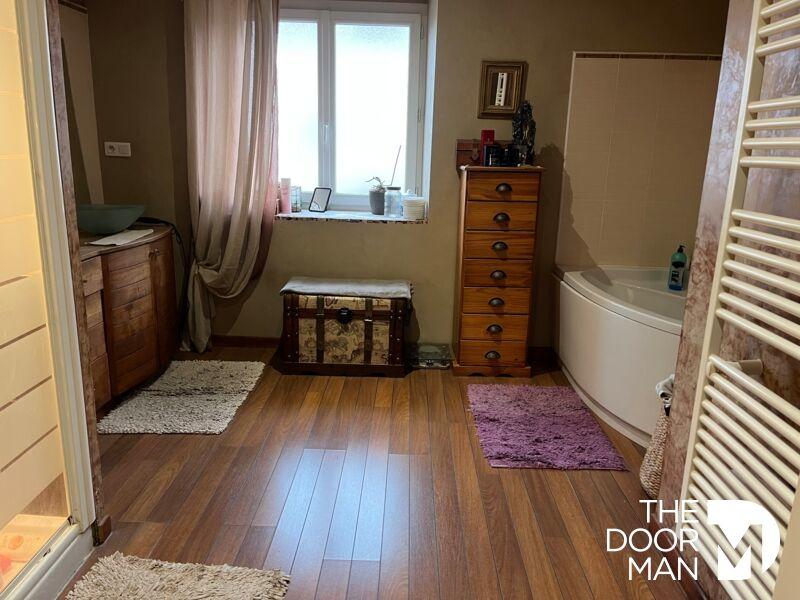 Maison - 178 m² - 5 pièces