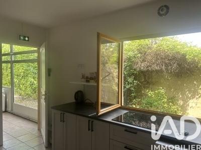 Maison - 200 m² - 5 pièces