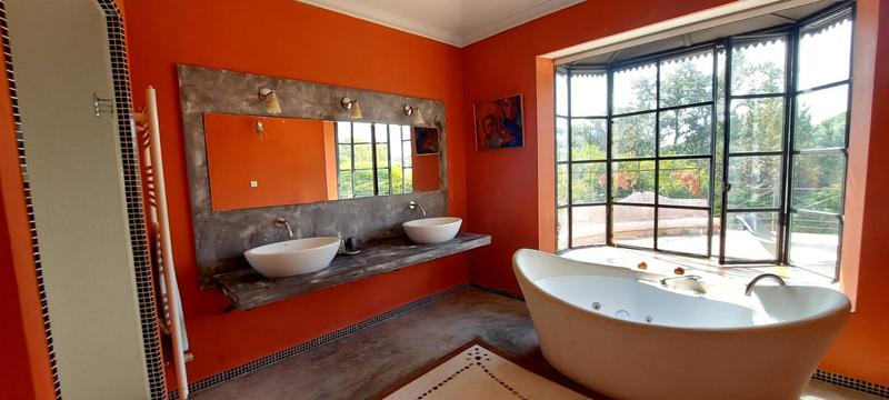 Villa - 182 m² - 6 pièces