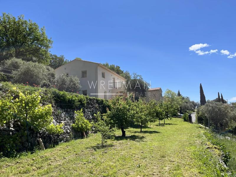 Villa - 210 m² - 5 pièces