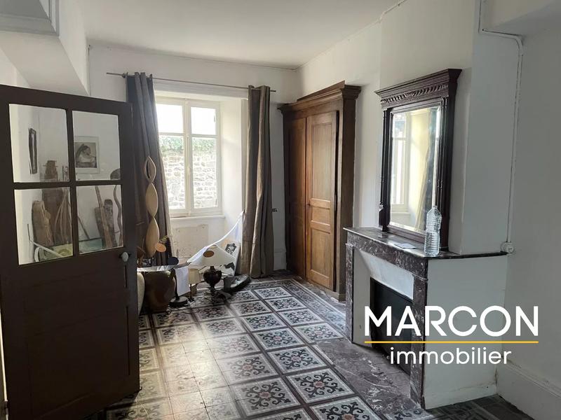Maison - 187 m² - 6 pièces