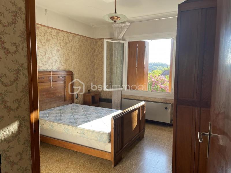 Maison traditionnelle - 160 m² - 6 pièces