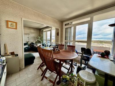 Appartement - 111 m² - 4 pièces