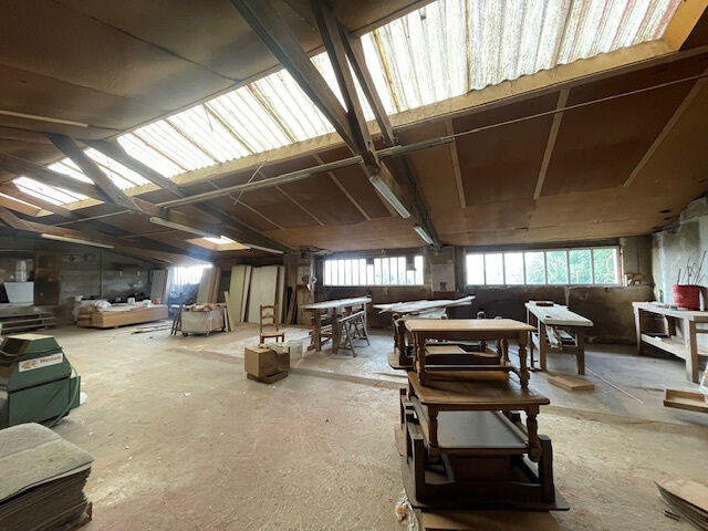 Local commercial - 1 000 m²