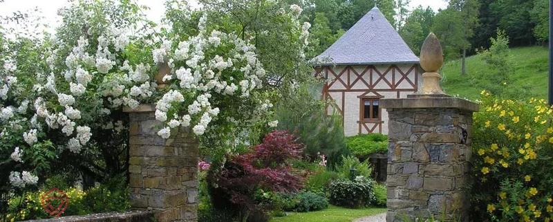 Propriété - 280 m² - 10 pièces