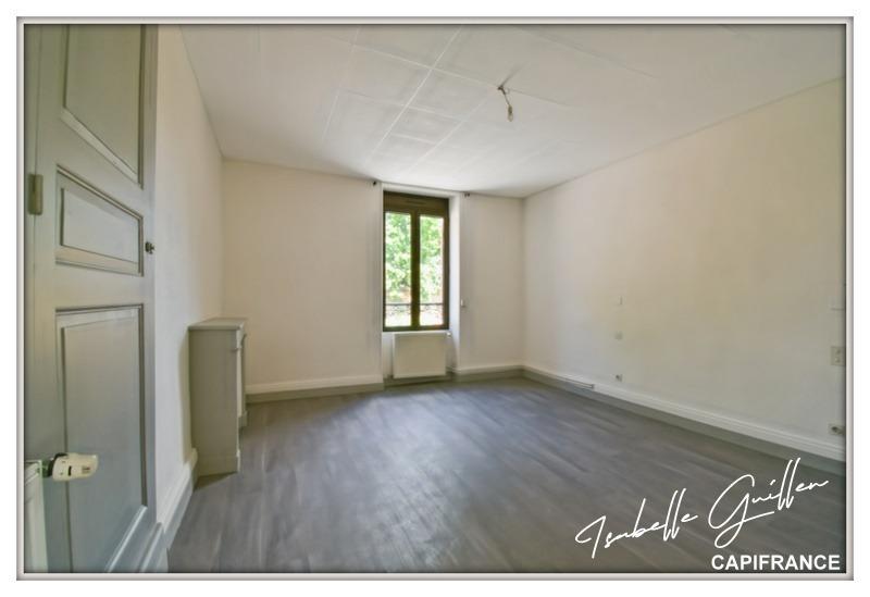 Maison de village - 95 m² - 3 pièces