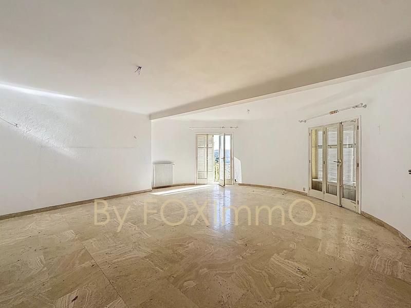 Villa - 250 m² - 8 pièces