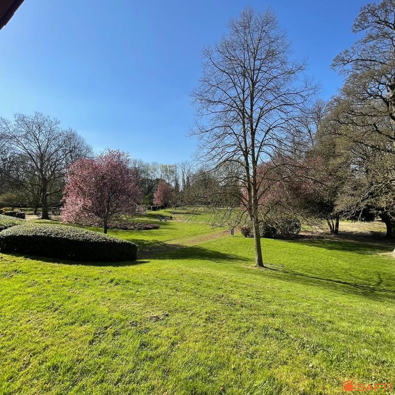 Appartement - 98 m² - 4 pièces