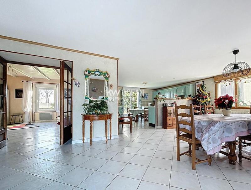 Maison - 183 m² - 7 pièces