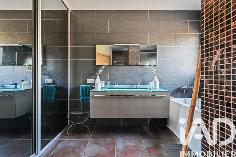 Maison de maîtres - 190 m² - 5 pièces