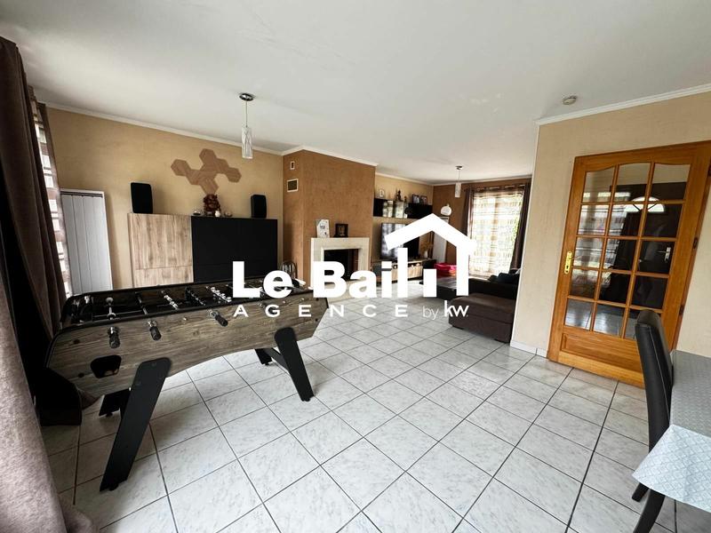 Maison - 121 m² - 6 pièces