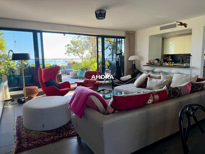 Appartement - 145 m² - 4 pièces