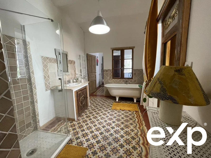 Maison traditionnelle - 108 m² - 4 pièces