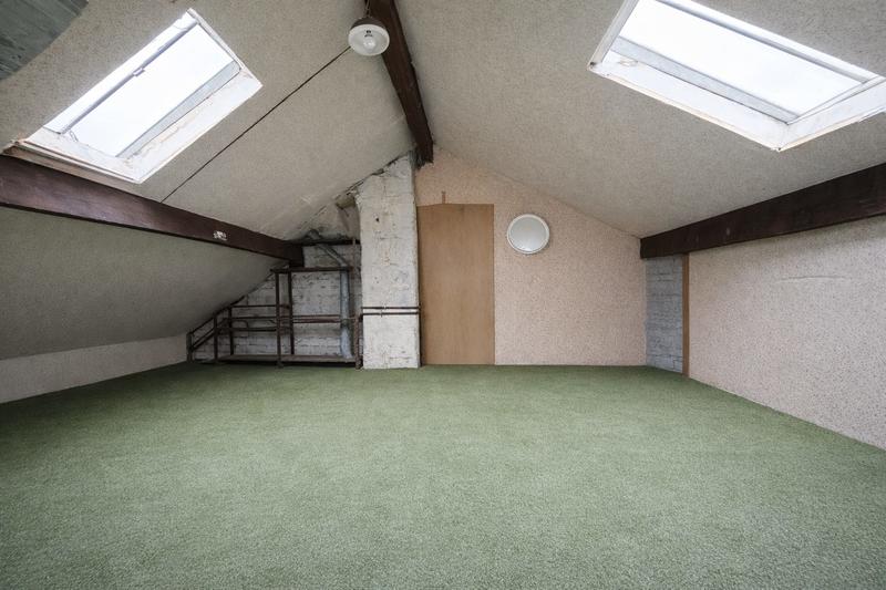 Appartement - 106 m² - 6 pièces