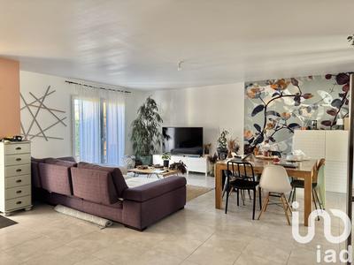 Maison - 93 m² - 4 pièces