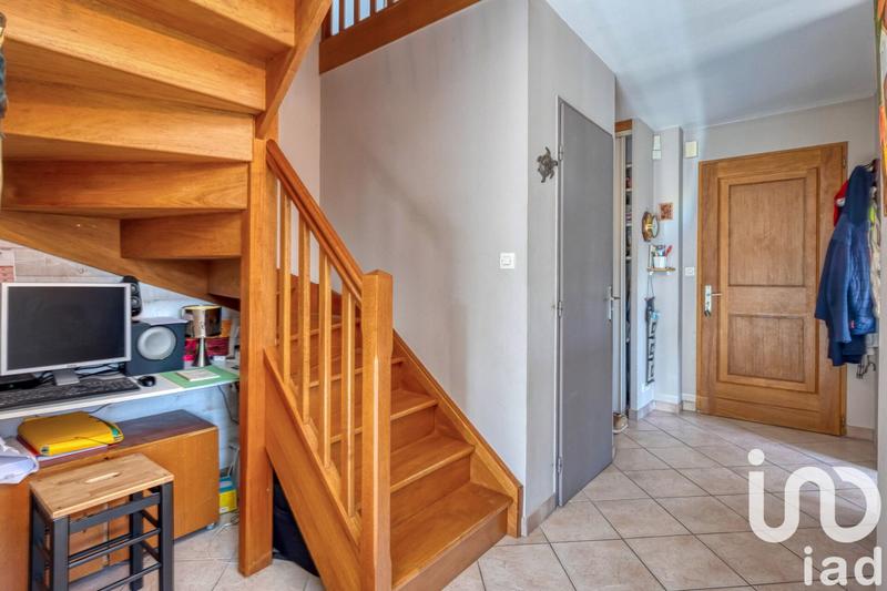 Maison - 99 m² - 5 pièces