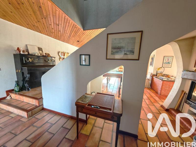 Maison - 212 m² - 5 pièces