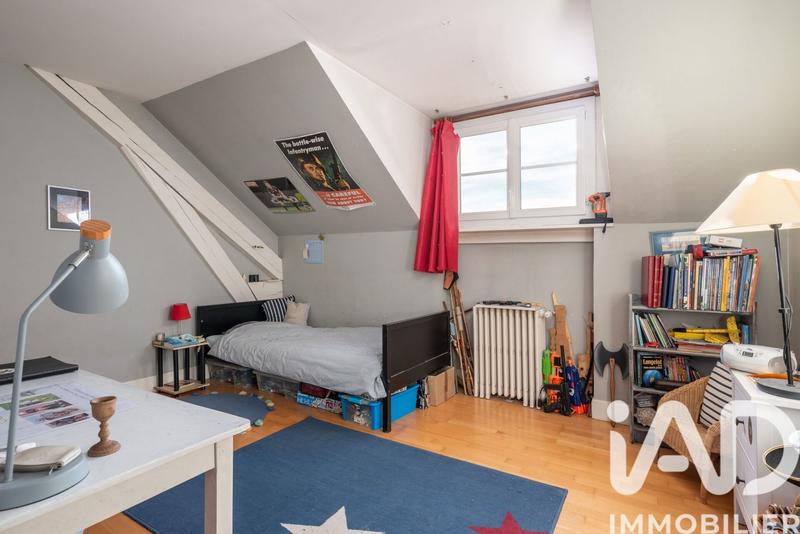 Maison - 292 m² - 8 pièces