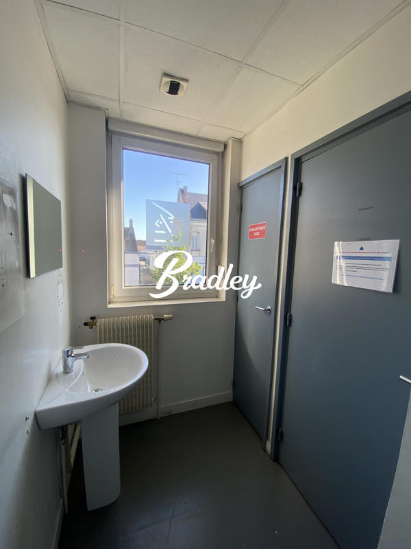 Local commercial - 171 m²