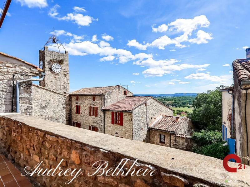 Maison - 106 m² - 5 pièces