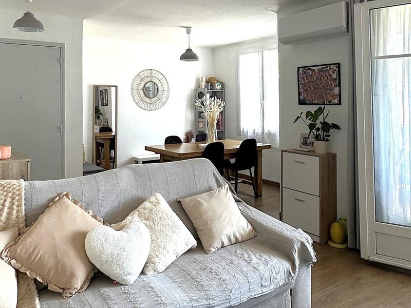 Appartement - 70 m² - 3 pièces