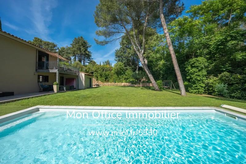 Maison - 166 m² - 5 pièces